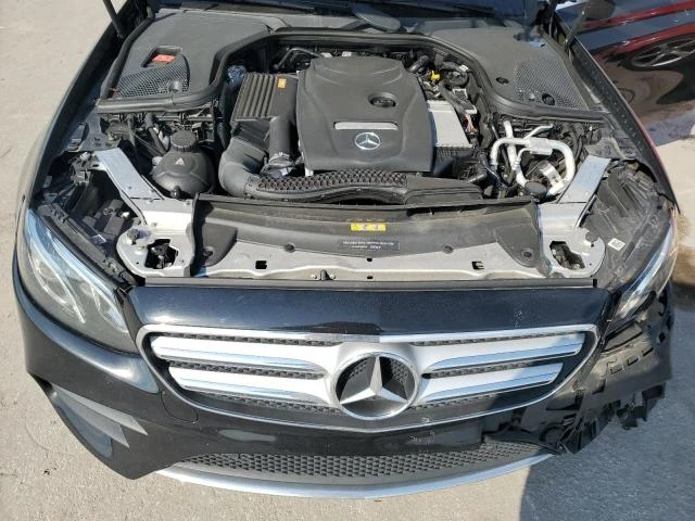 Mercedes-Benz E 300 AMG* PACK* 4MATIC* BURMESTER* МАСАЖ* КАМЕРА* MULTI, снимка 11 - Автомобили и джипове - 47995991