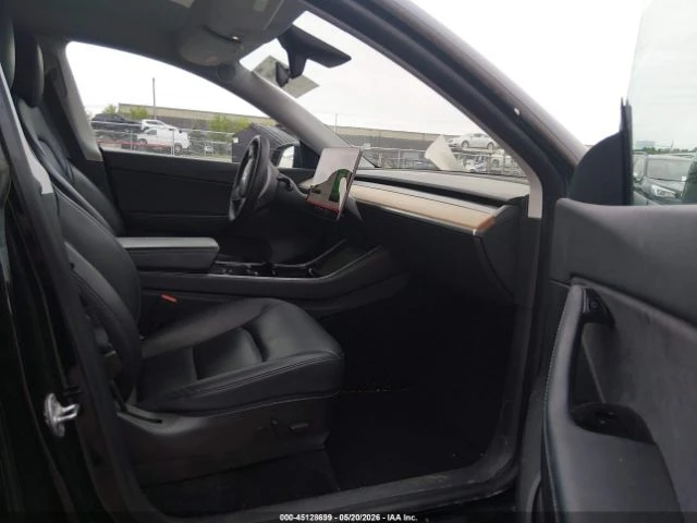 Tesla Model Y LONG RANGE DUAL MOTOR, снимка 5 - Автомобили и джипове - 54772970