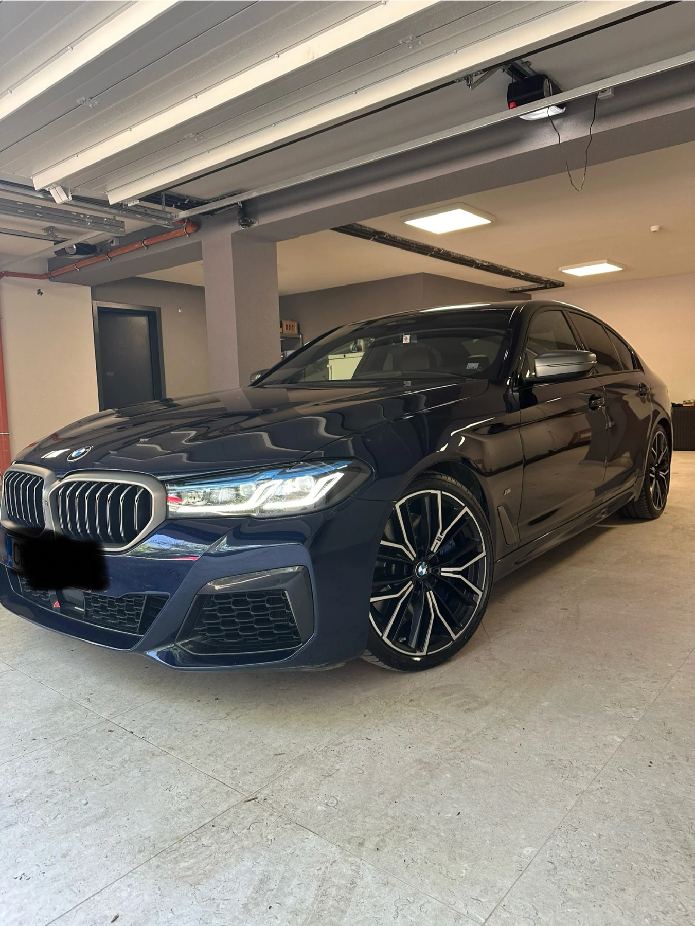 BMW 550 M550i ЛИЗИНГ - изображение 3