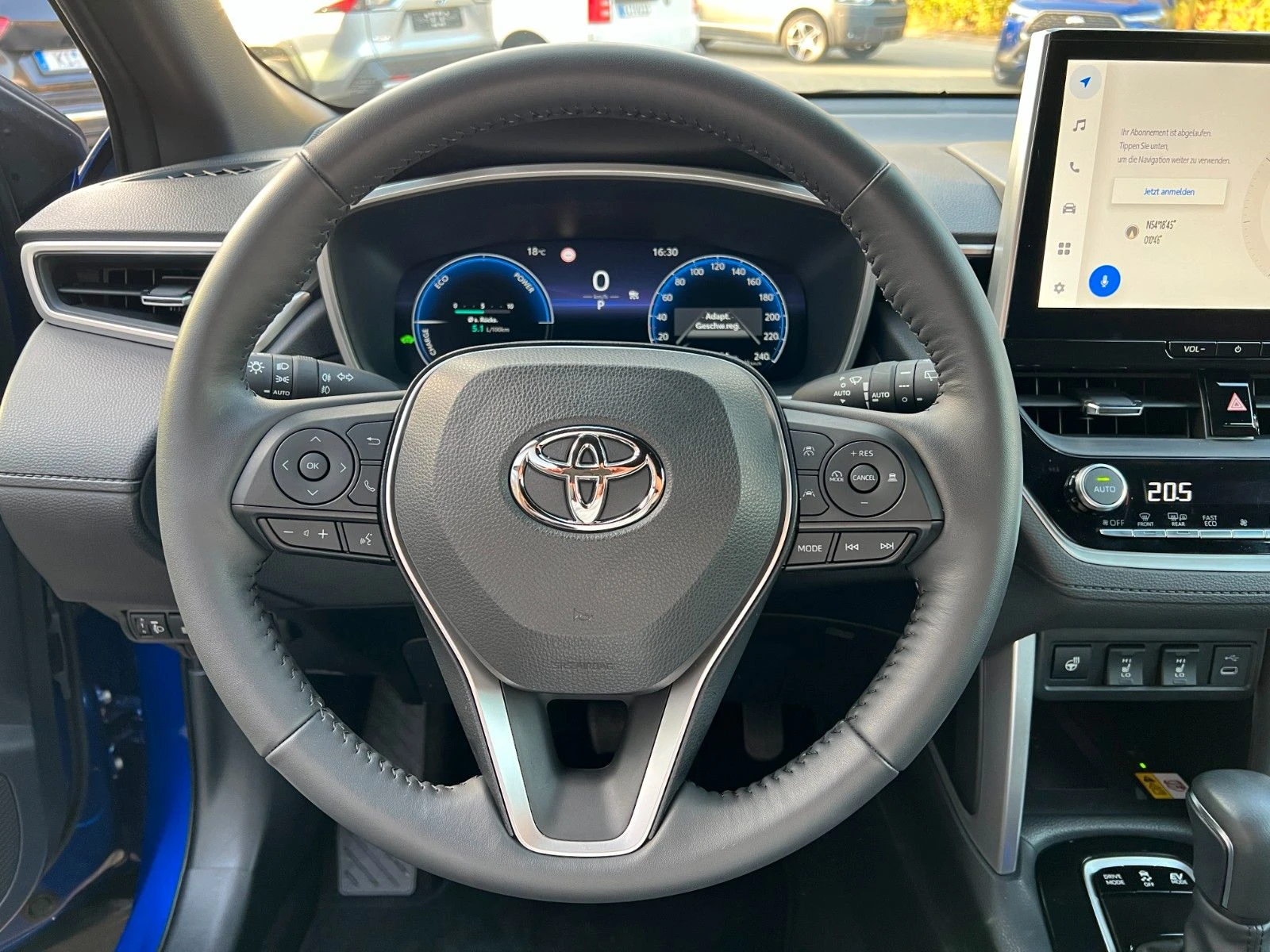 Toyota Corolla Cross 1.8 Hybrid Style Comfort - изображение 10