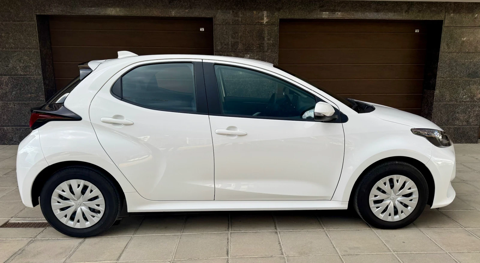 Toyota Yaris 1.5 Comfort - изображение 9