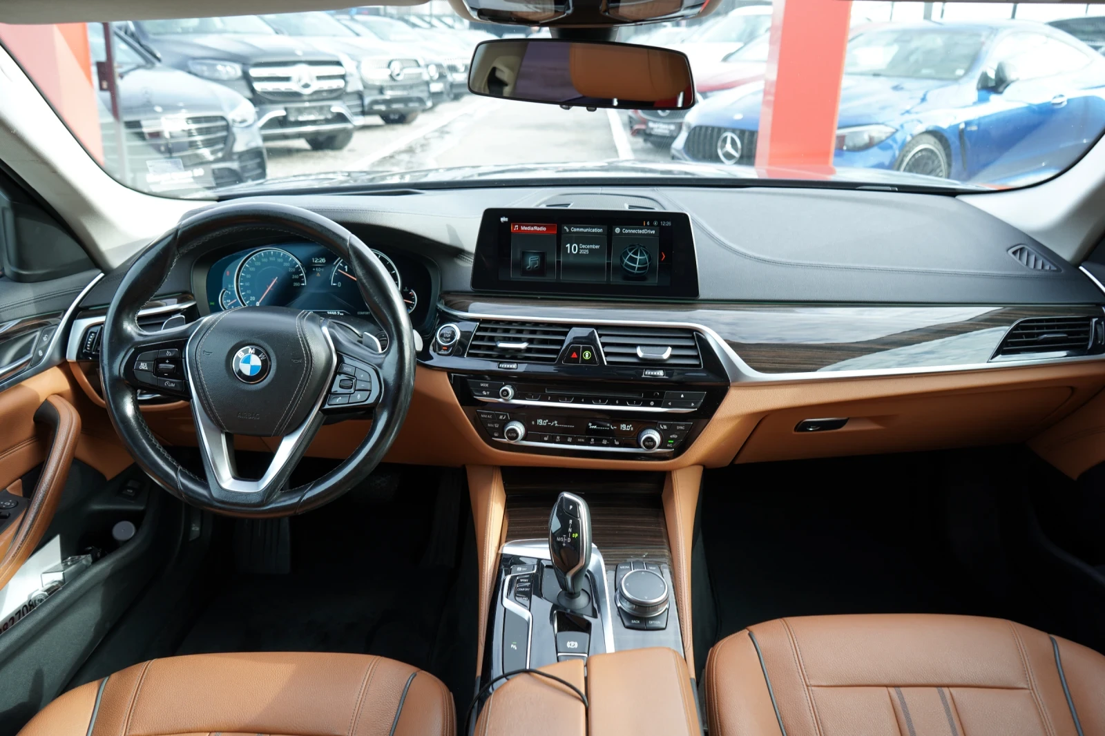 BMW 530 d* xDrive* LUXURY* HUD*  | Mobile.bg   13