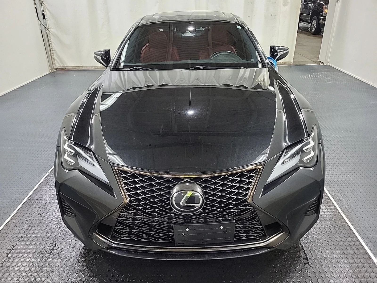 Lexus RC 300h * * CARFAX * * АВТО КРЕДИТ * * , снимка 2 - Автомобили и джипове - 53772103