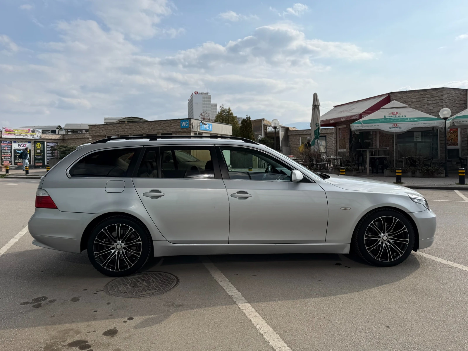 BMW 530 6 МЕСЕЦА ГАРАНЦИЯ/3.0D 235к.с. Facelift, снимка 5 - Автомобили и джипове - 53885470