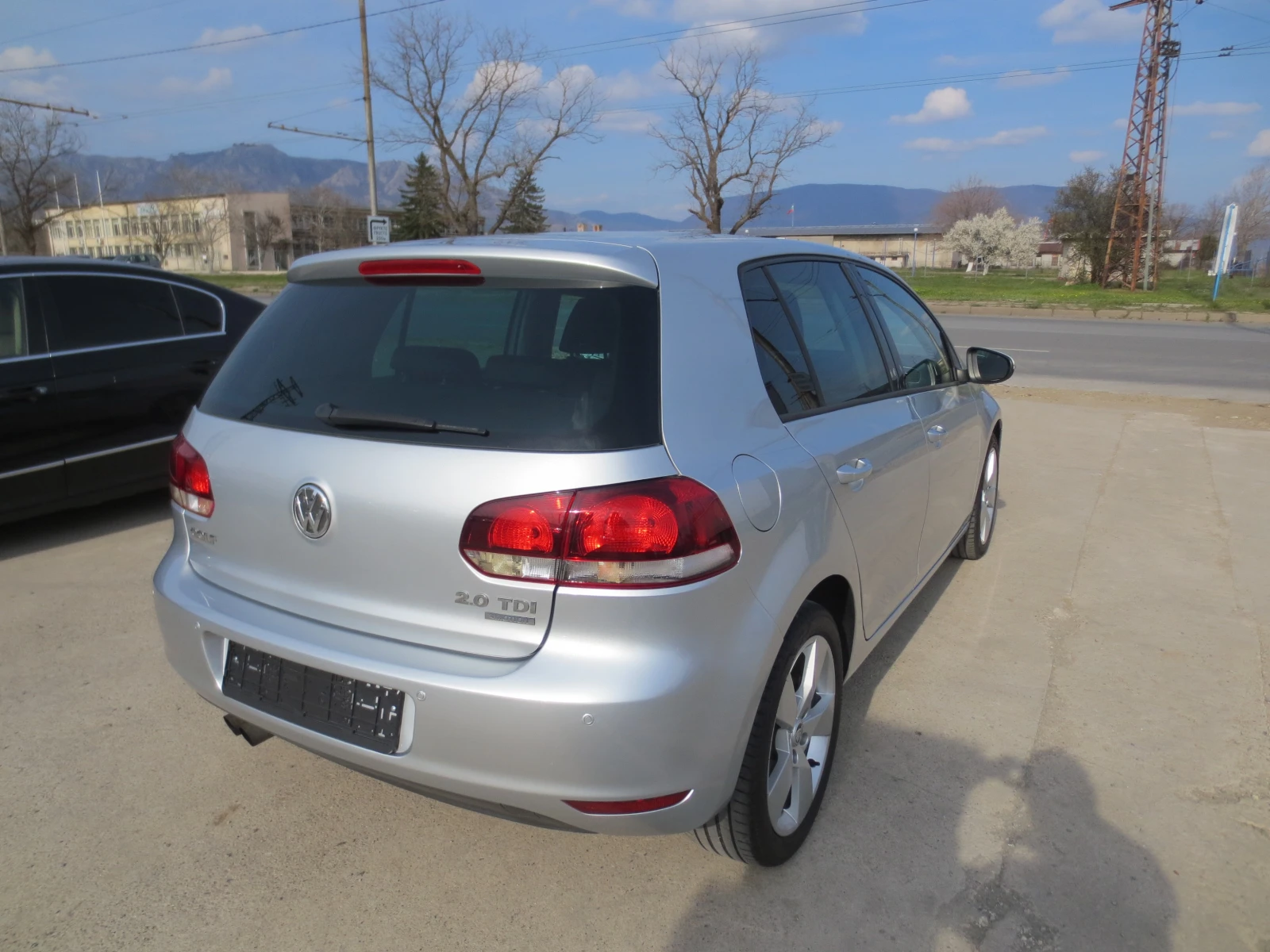 VW Golf 2.0 TDI 4 MOTION, снимка 5 - Автомобили и джипове - 53987784