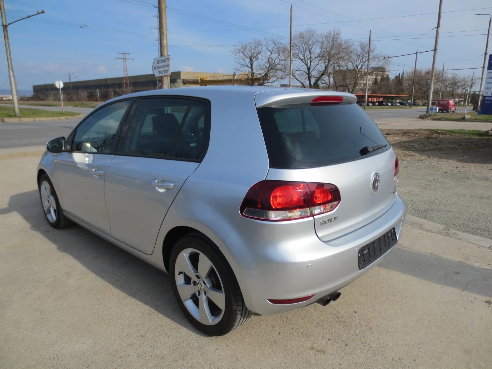 VW Golf 2.0 TDI 4 MOTION, снимка 7 - Автомобили и джипове - 53987784