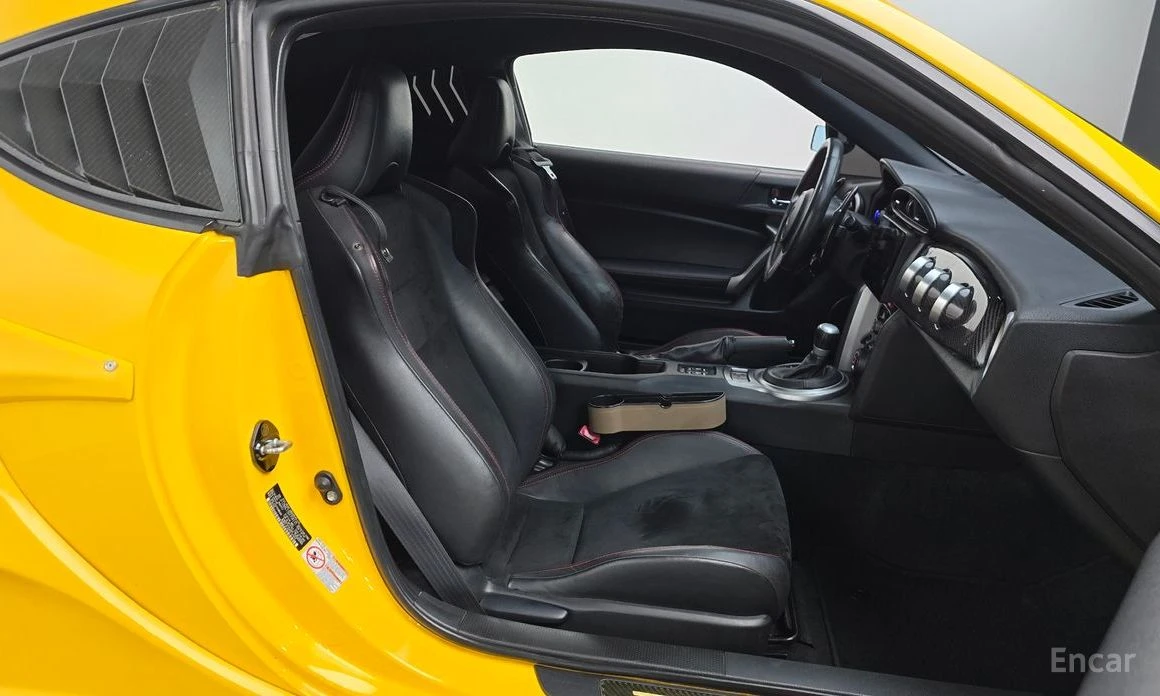 Toyota GT86 * 2.0* WIDE* BODY* KIT* , снимка 9 - Автомобили и джипове - 54125574