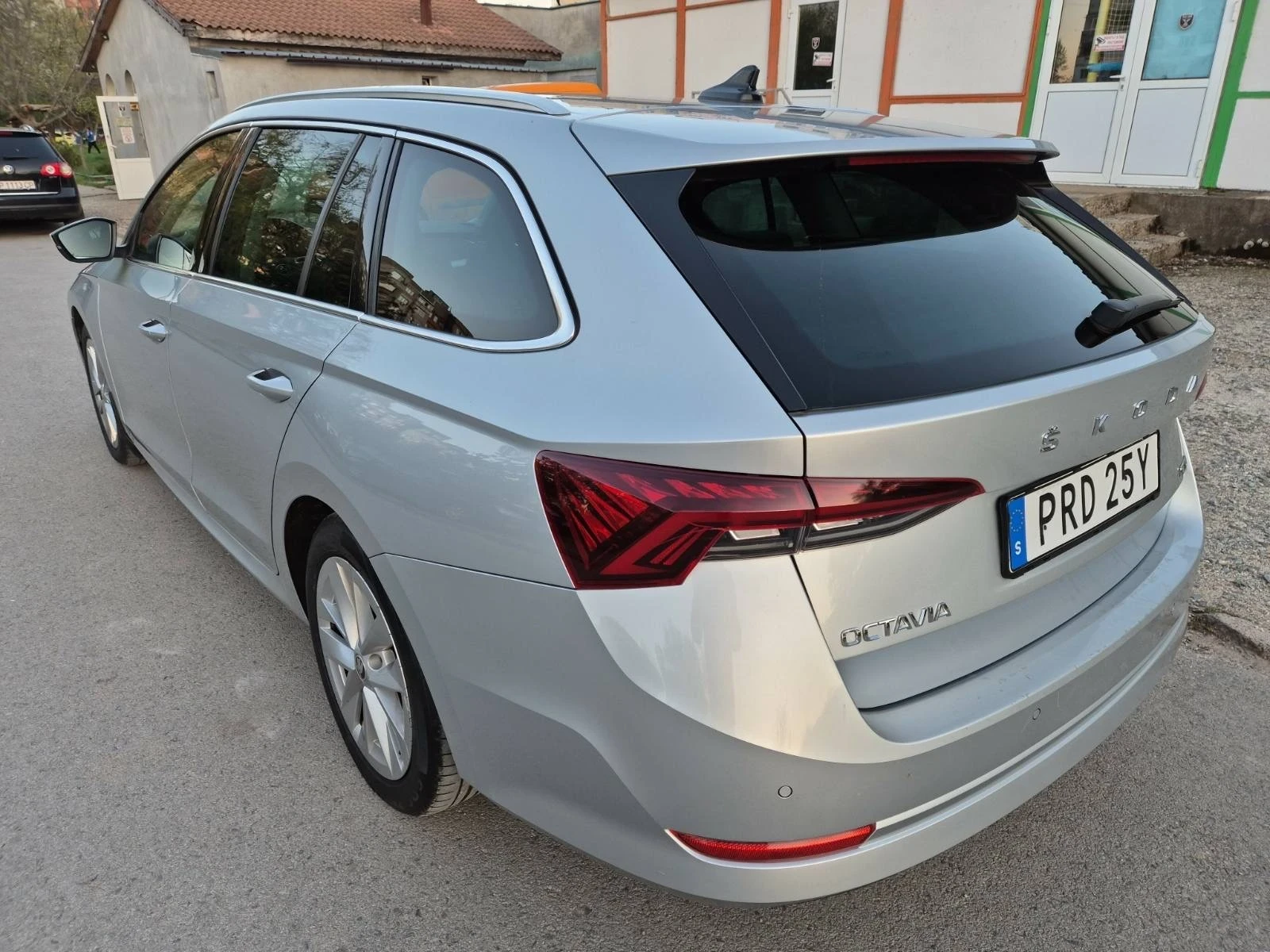 Skoda Octavia 1.5 TSI Бензин/Метан, снимка 9 - Автомобили и джипове - 55466401