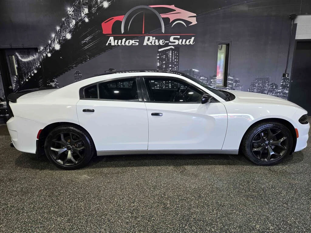 Dodge Charger 5.7 R/T FULL SPECIAL CARBON, снимка 3 - Автомобили и джипове - 55185744