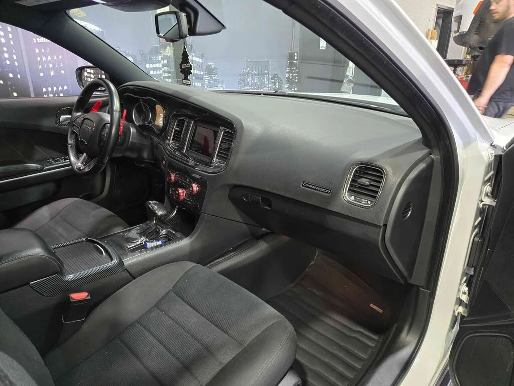 Dodge Charger 5.7 R/T FULL SPECIAL CARBON, снимка 9 - Автомобили и джипове - 55185744