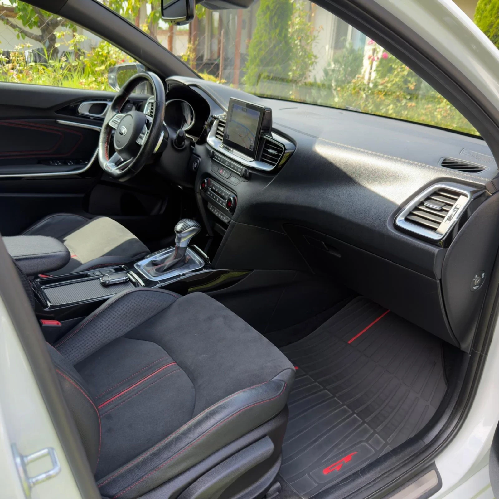 Kia Pro ceed GT 1.6 T-GDI 204HP/7DCT/SWISS/FULL, снимка 7 - Автомобили и джипове - 55314271