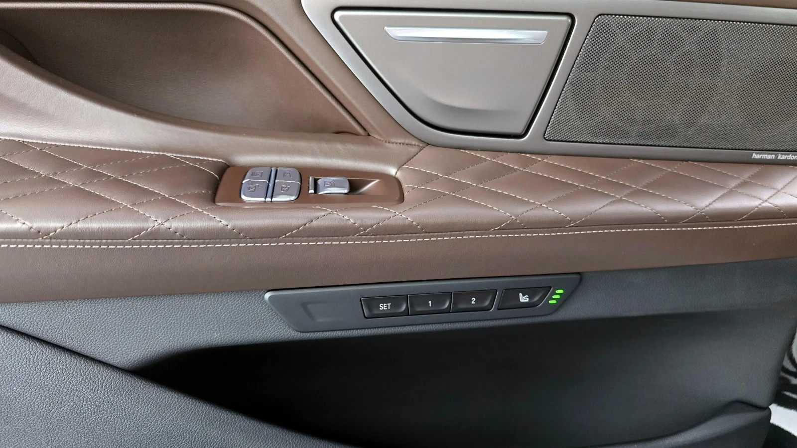 BMW 740 D* Pano* M sport* Keyless* 360 | Mobile.bg � ����������� 15