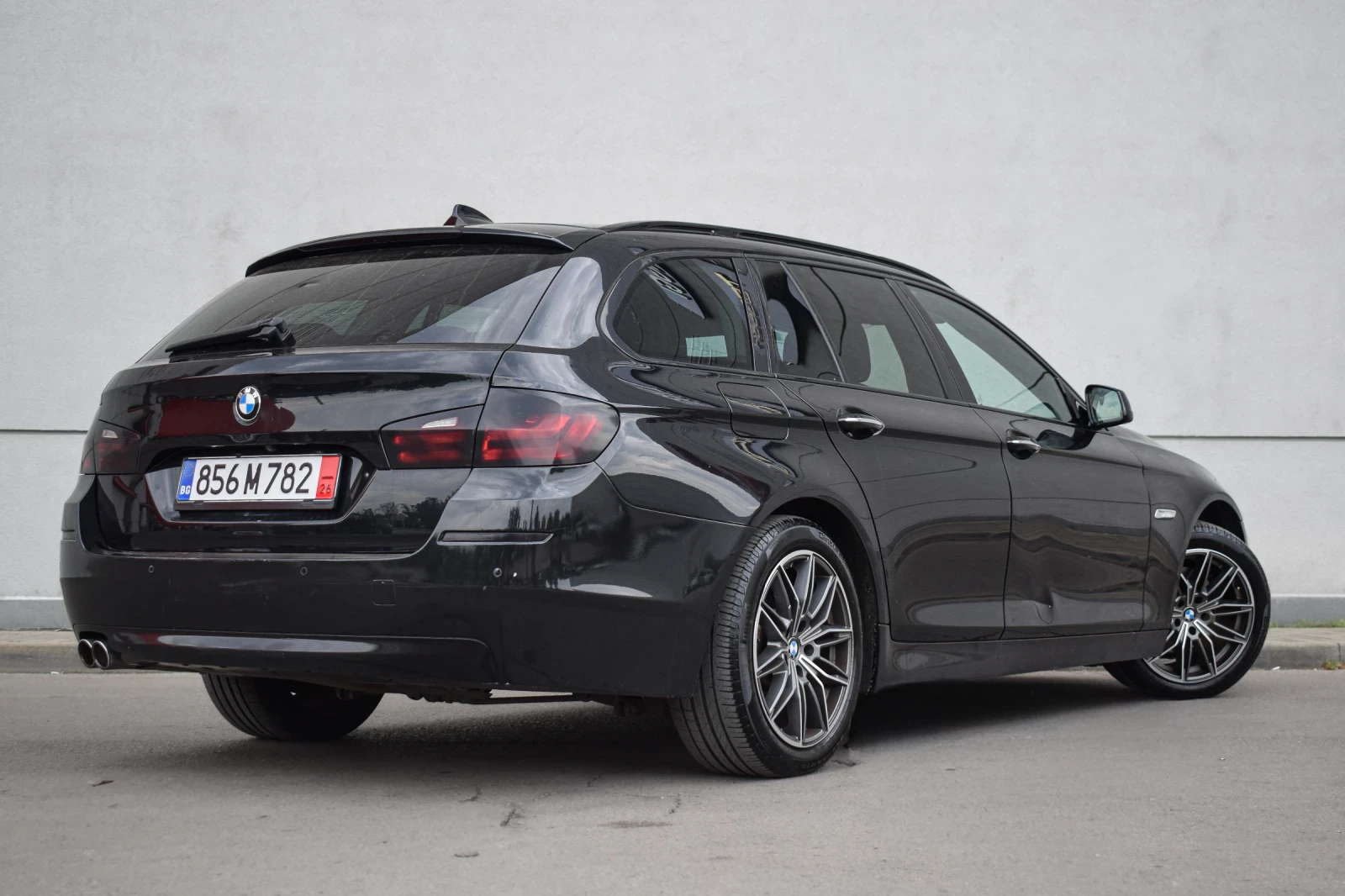 BMW 520 BMW 520d Touring (F11)   184 к.с.   2012 г.   Реал, снимка 3 - Автомобили и джипове - 55380374