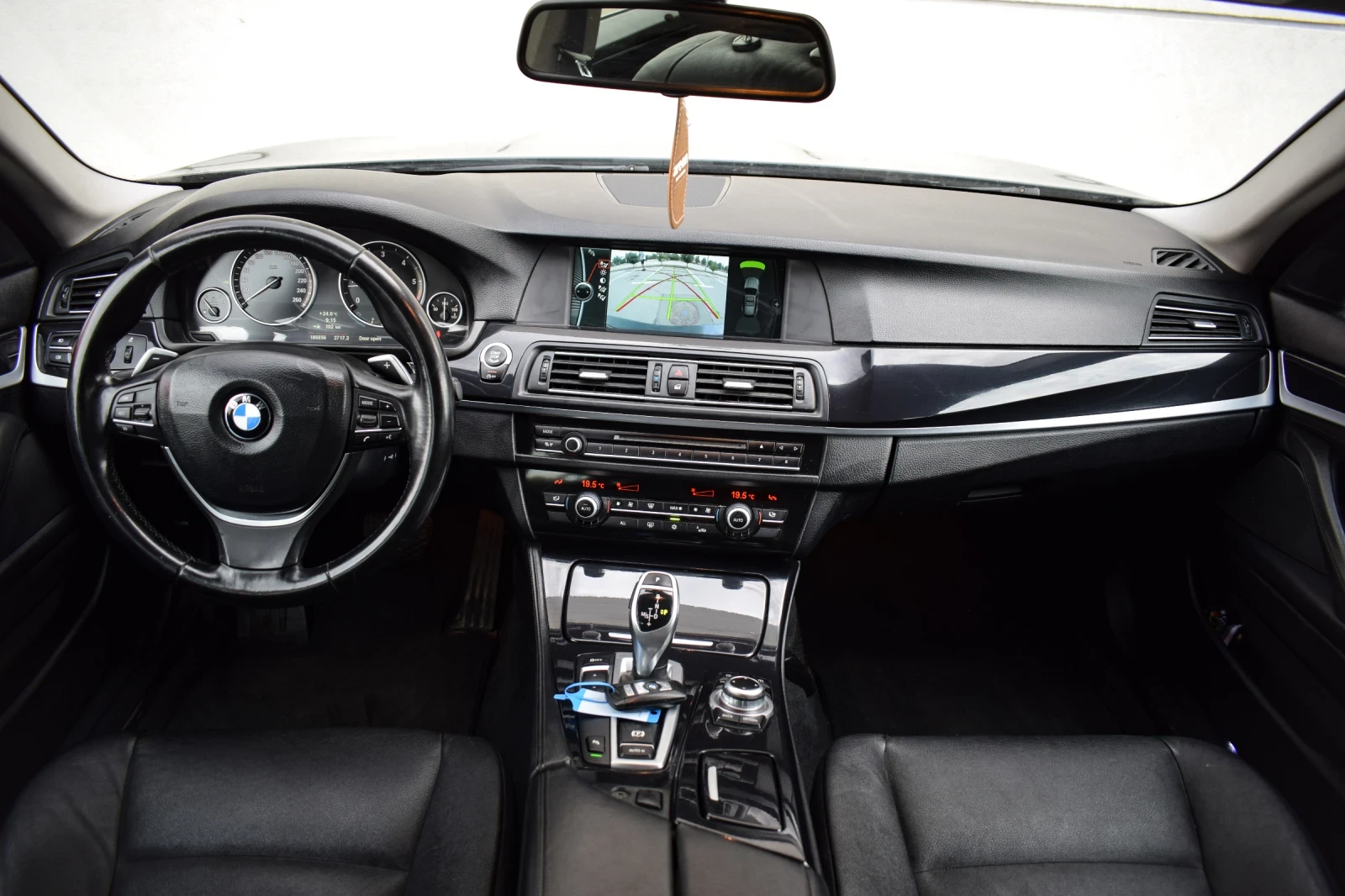BMW 520 BMW 520d Touring (F11)   184 к.с.   2012 г.   Реал, снимка 7 - Автомобили и джипове - 55380374