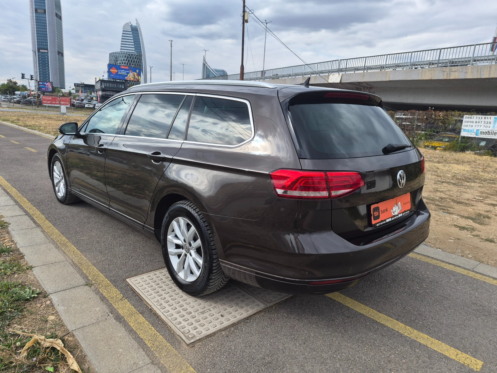 VW Passat 2.0TDI УНИКАТ, снимка 7 - Автомобили и джипове - 56084774