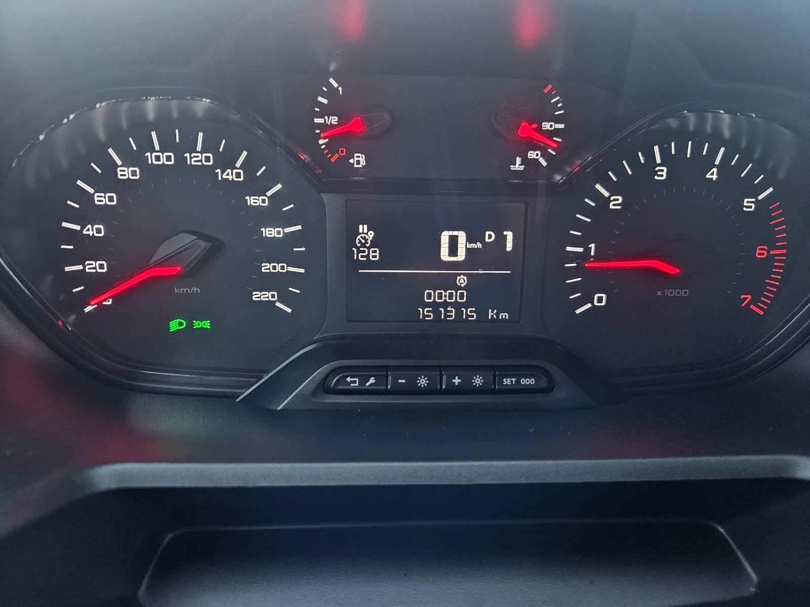 Peugeot Partner ����� XL 1.5  | Mobile.bg � ����������� 13