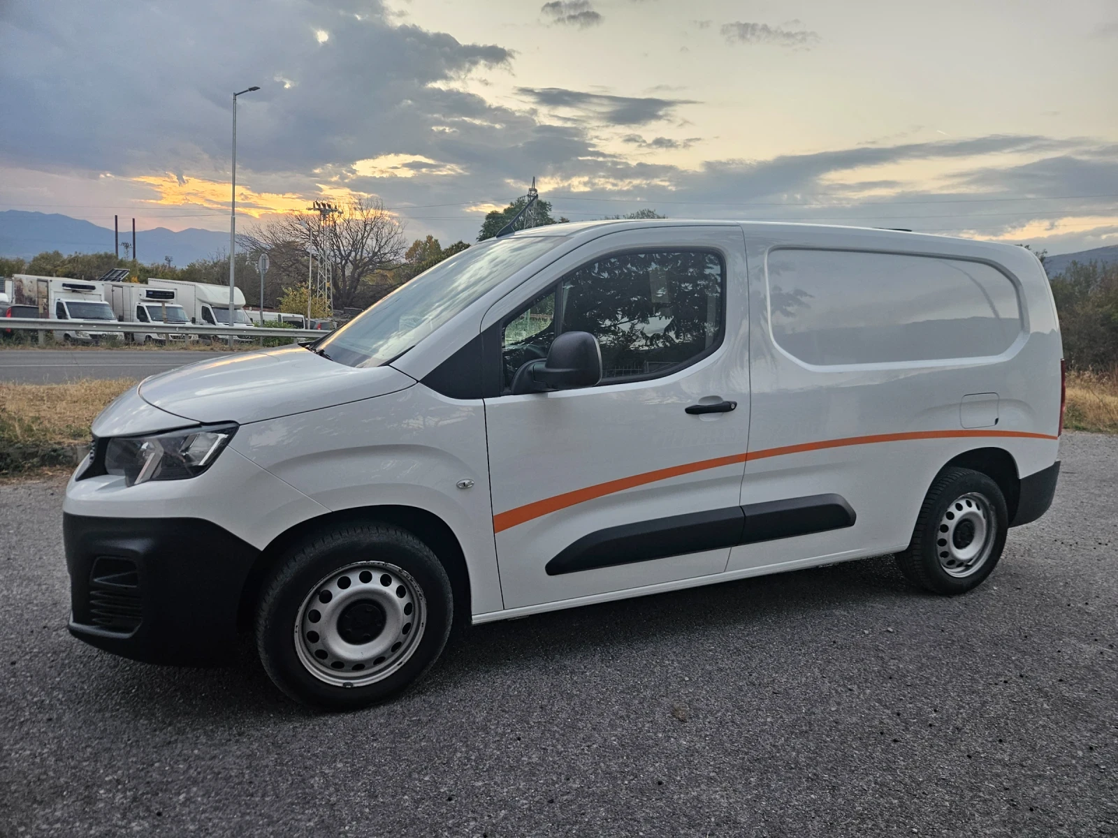 Peugeot Partner ����� XL 1.5  | Mobile.bg � ����������� 4