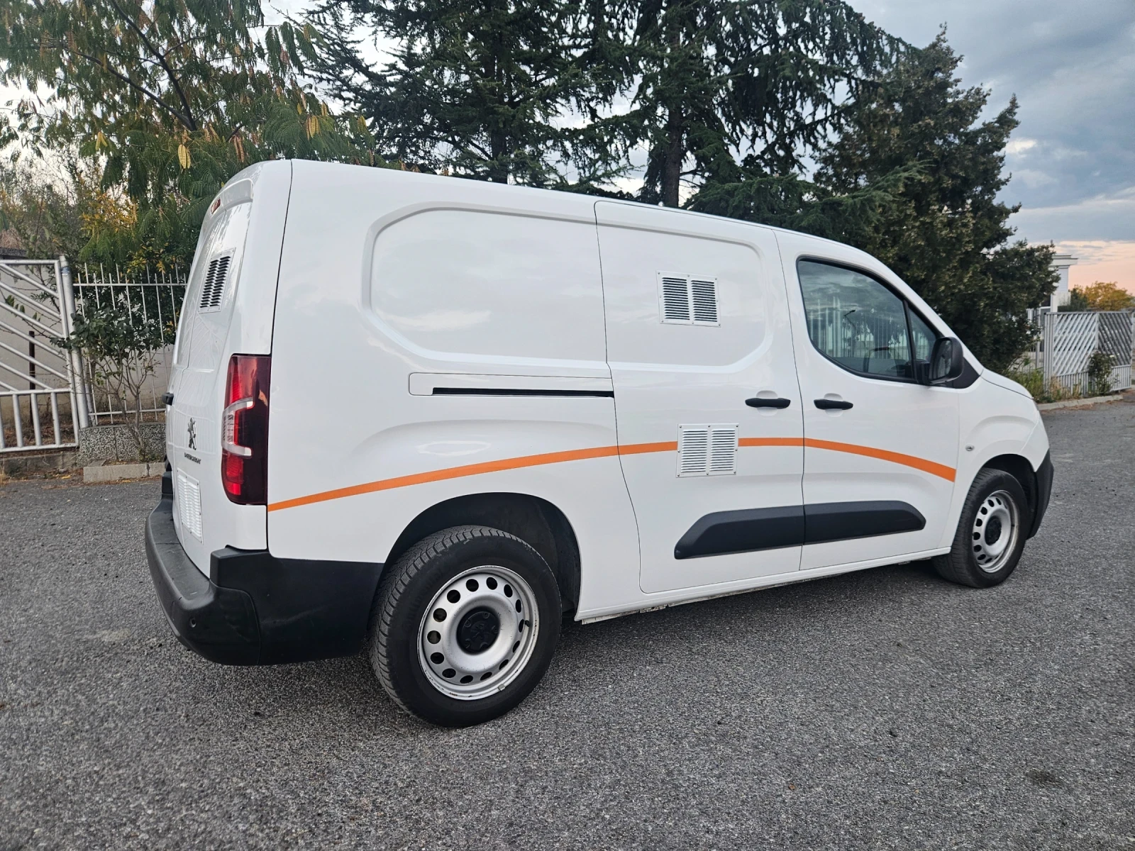 Peugeot Partner ����� XL 1.5  | Mobile.bg � ����������� 2