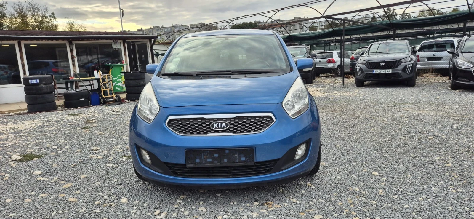 Kia Venga 1.4, снимка 2 - Автомобили и джипове - 56613422