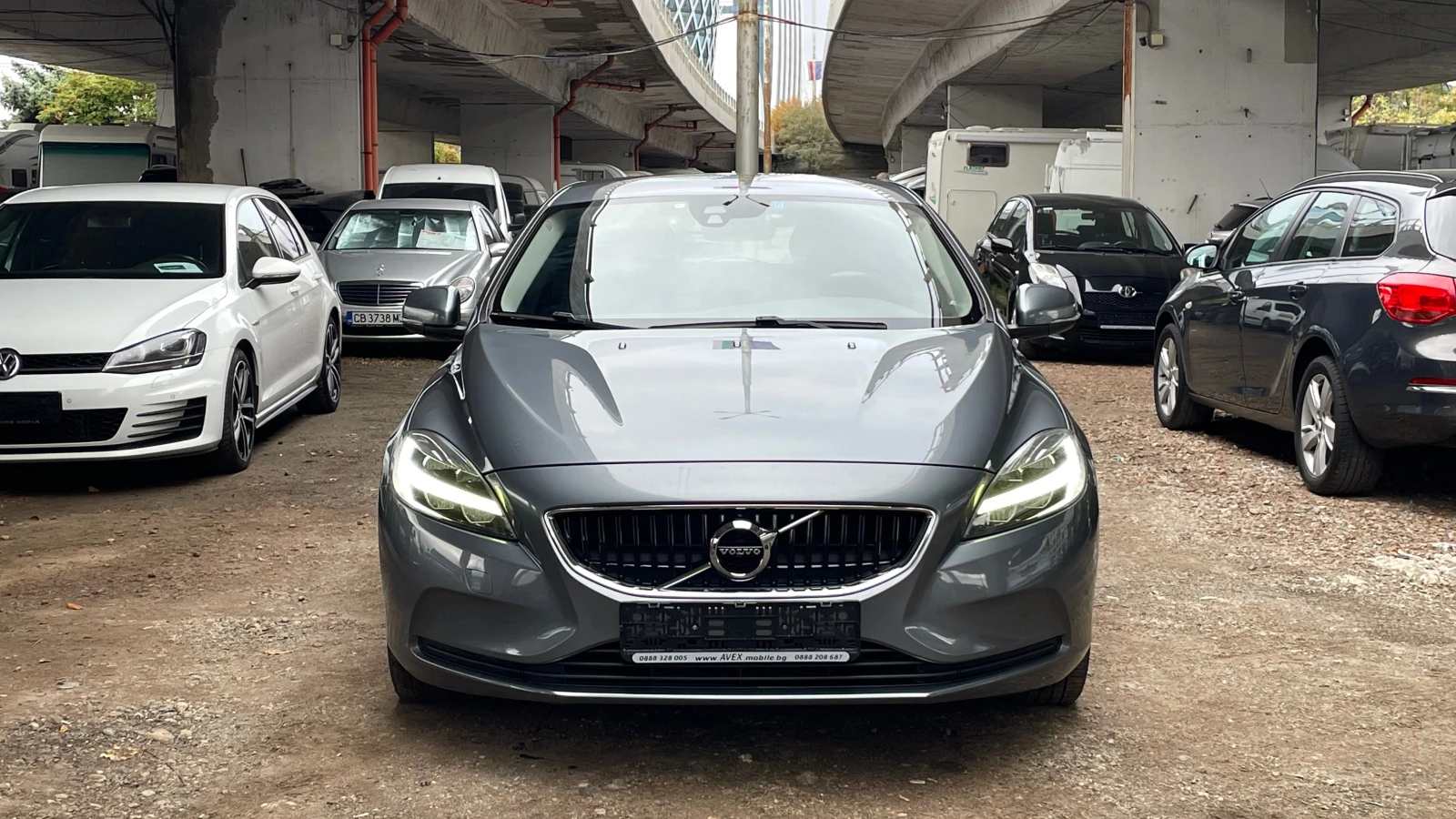 Volvo V40 СЕРВ. ДОК. , снимка 2 - Автомобили и джипове - 56706280