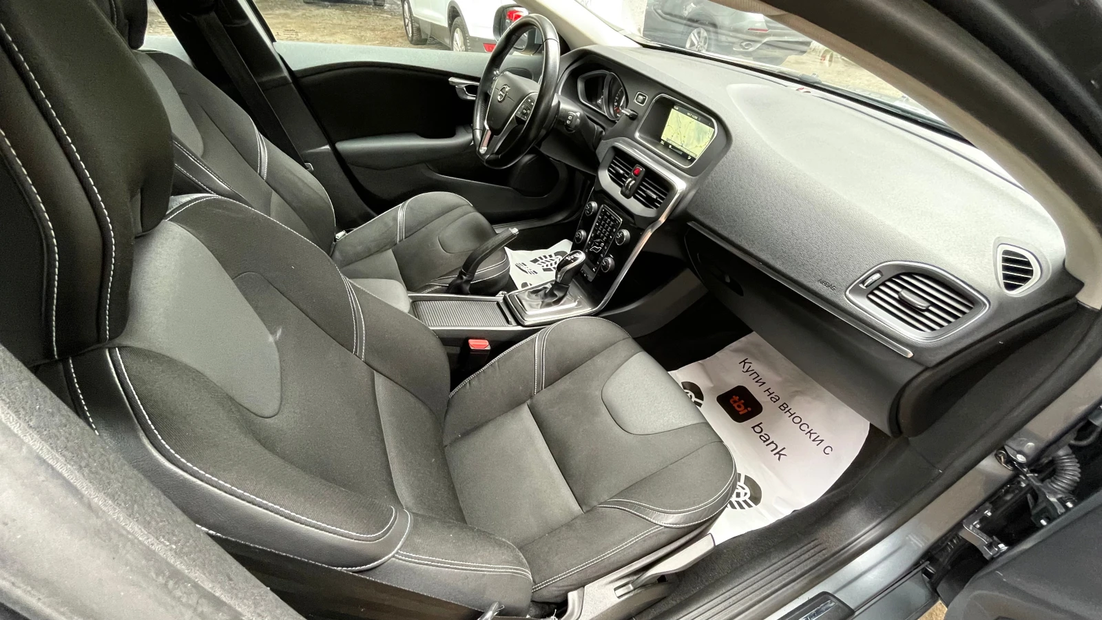 Volvo V40 СЕРВ. ДОК. , снимка 13 - Автомобили и джипове - 56706280