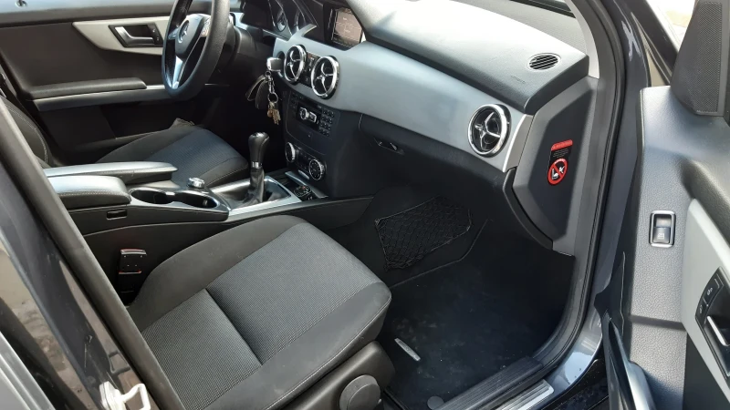 Mercedes-Benz GLK 2.2 CDI , снимка 12 - Автомобили и джипове - 49217949