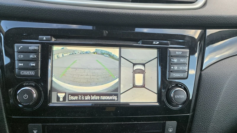 Nissan Qashqai 1.6 163 кс, снимка 15 - Автомобили и джипове - 52770434