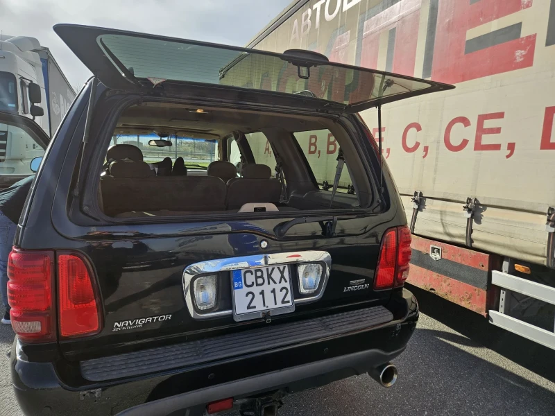 Lincoln Navigator 5, 4 Газ, снимка 4 - Автомобили и джипове - 53088057
