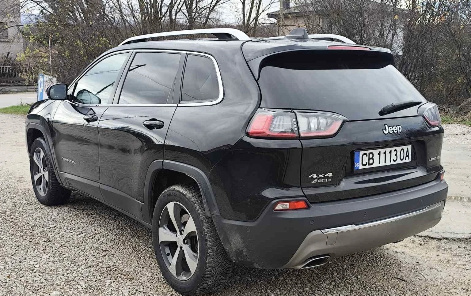 Jeep Cherokee  - изображение 5