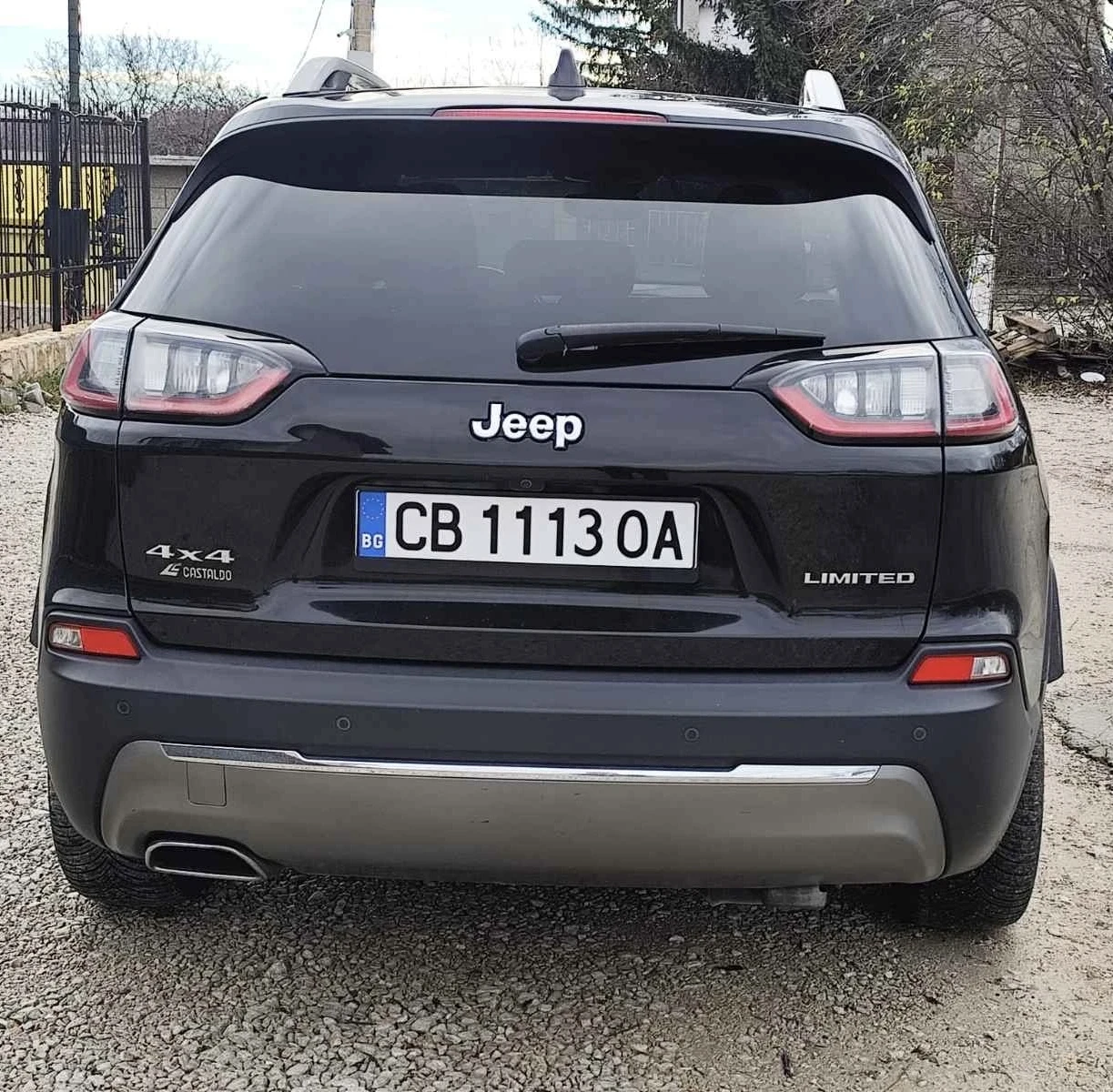 Jeep Cherokee  - изображение 4