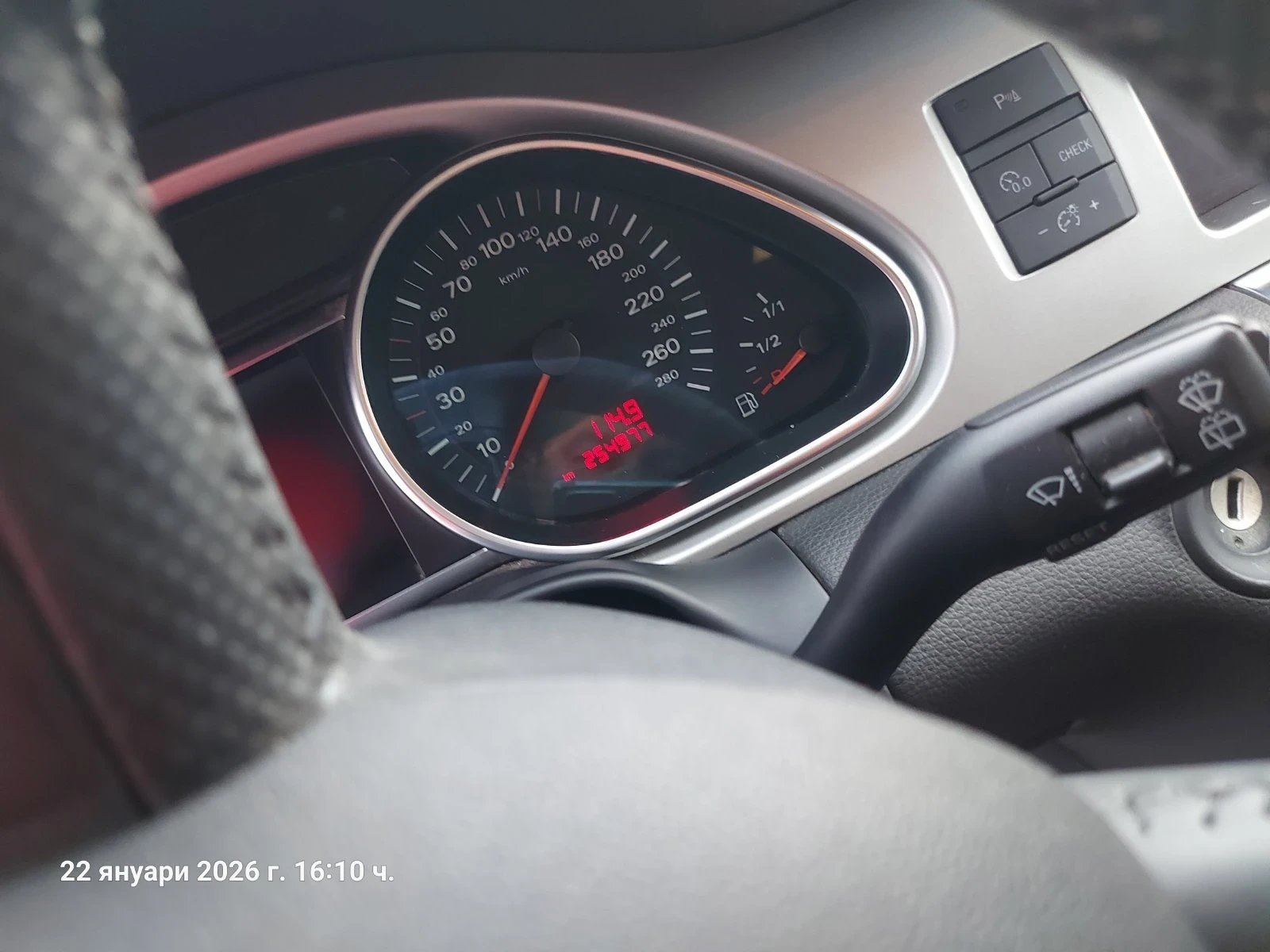 Audi Q7 3000TD - изображение 7