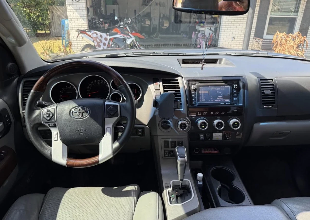 Toyota Sequoia Platinum * * 5.7 * * �������� ������� * * ������ * | Mobile.bg � ����������� 5