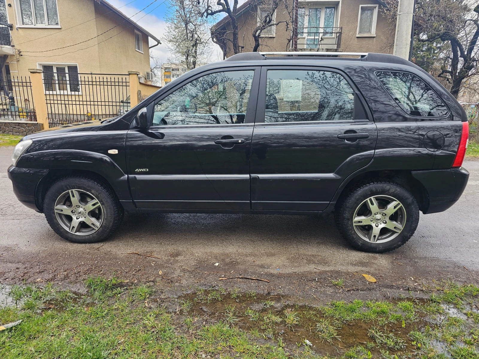 Kia Sportage Спешно!!!, снимка 7 - Автомобили и джипове - 54007183