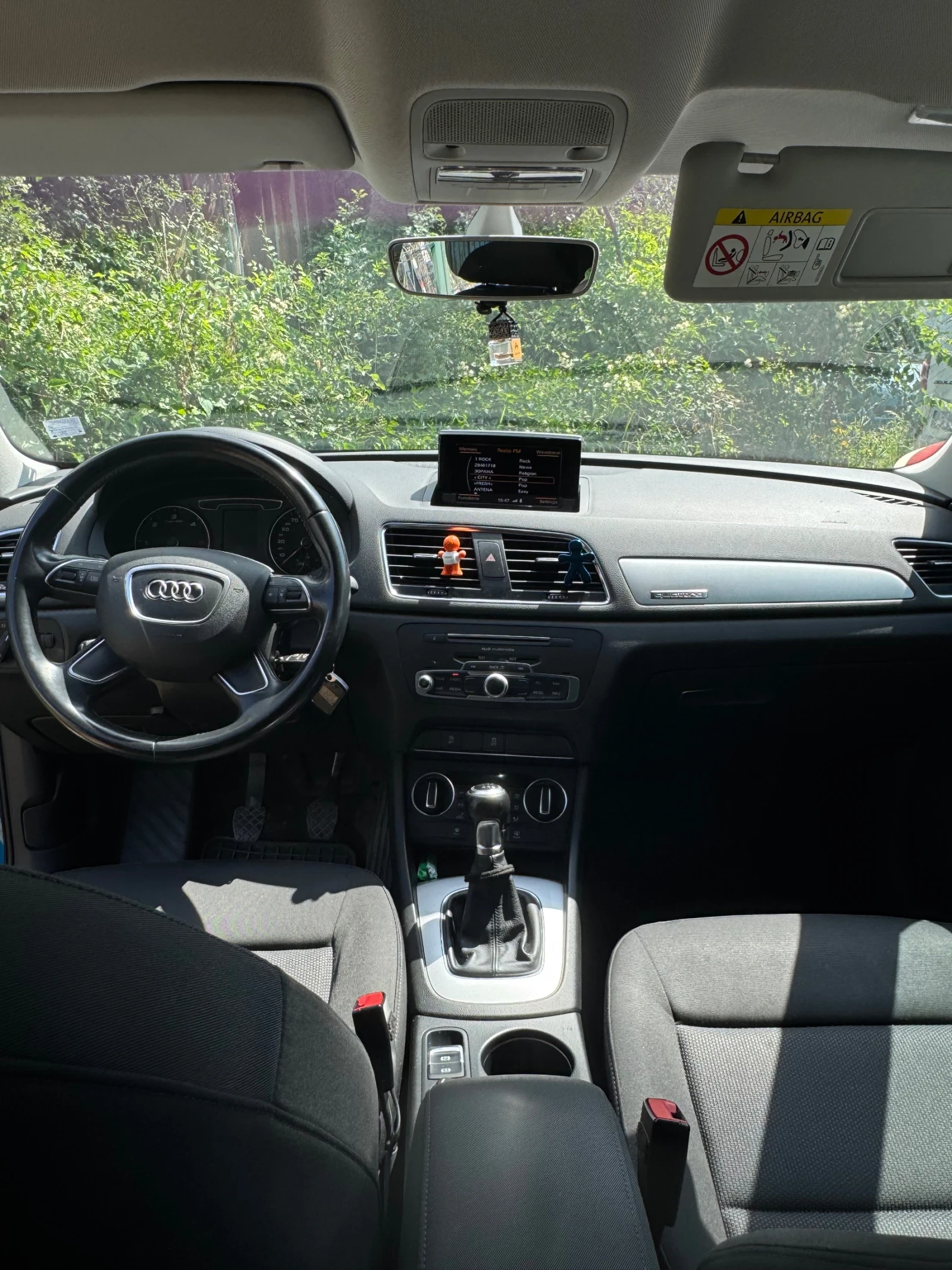 Audi Q3 2.0 TDI, снимка 10 - Автомобили и джипове - 55049501