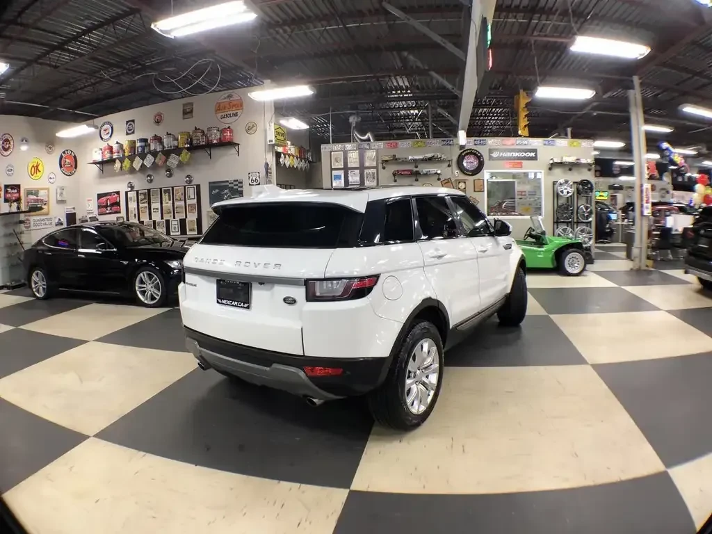Land Rover Range Rover Evoque SE AWD | Pano | Navi | ���� | ������ | Mobile.bg � ����������� 6
