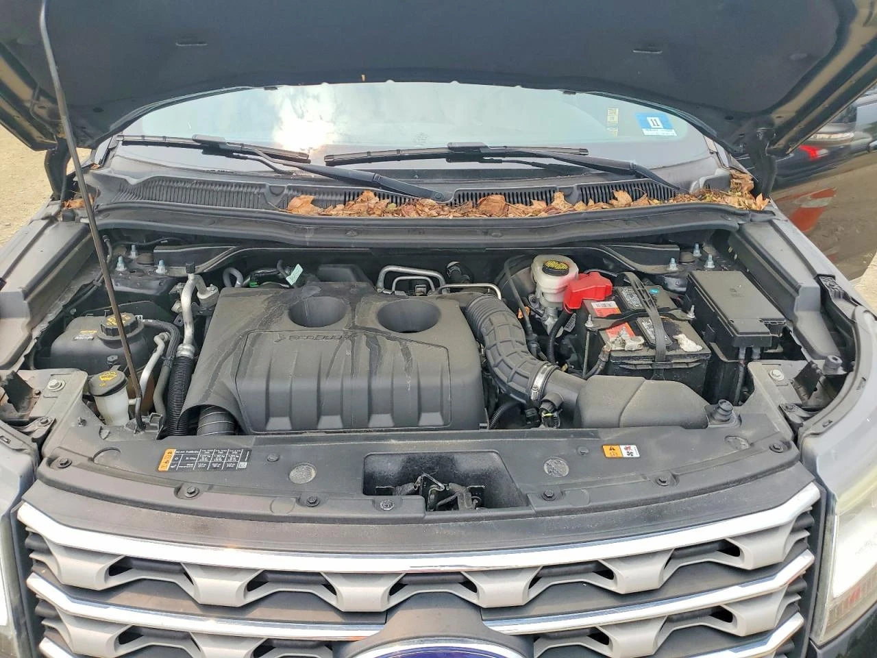 Ford Explorer 2.3l Xlt, снимка 12 - Автомобили и джипове - 56073794