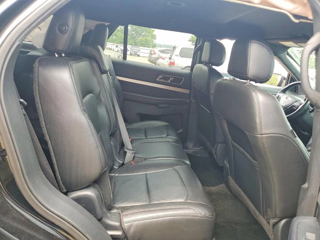 Ford Explorer 2.3l Xlt, снимка 11 - Автомобили и джипове - 56073794