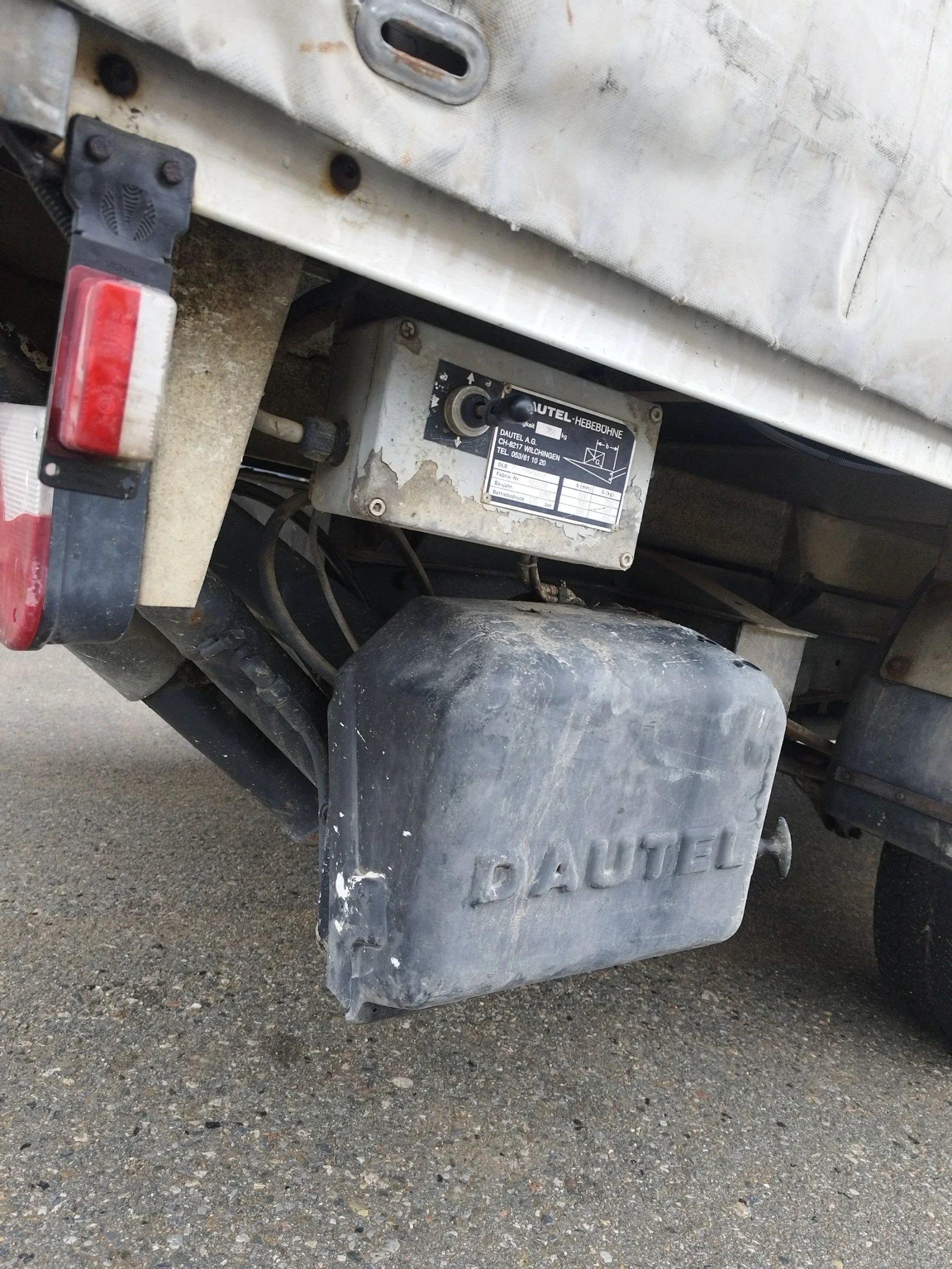 Mercedes-Benz Sprinter 312 падащ борд - изображение 6