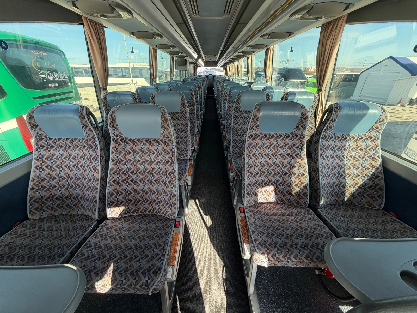 Mercedes-Benz Travego 17RHD 60 места, снимка 9 - Бусове и автобуси - 53837968