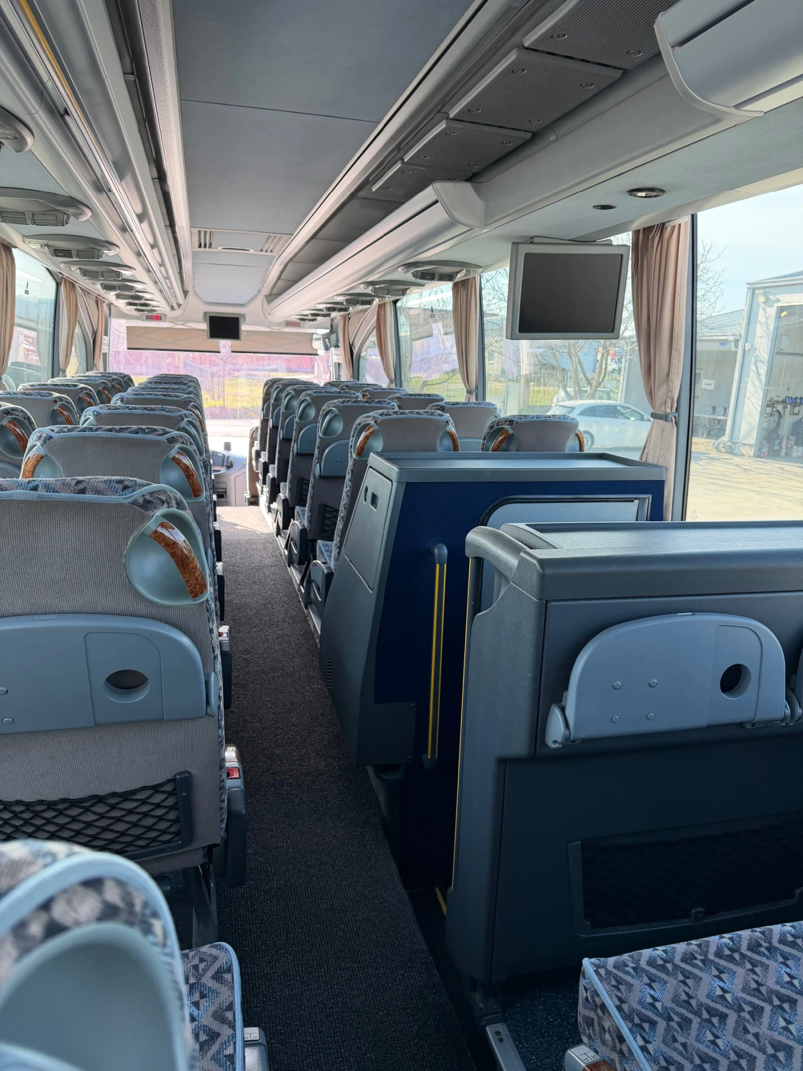 Mercedes-Benz Travego 17RHD 60 места, снимка 13 - Бусове и автобуси - 53837968