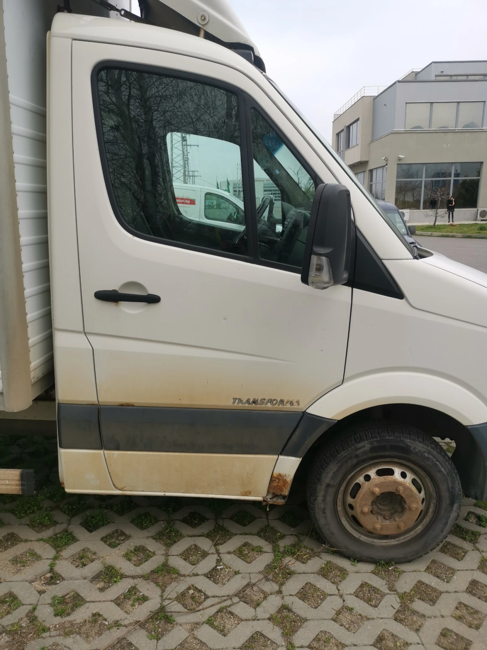 VW Crafter фургон, снимка 9 - Бусове и автобуси - 54204723
