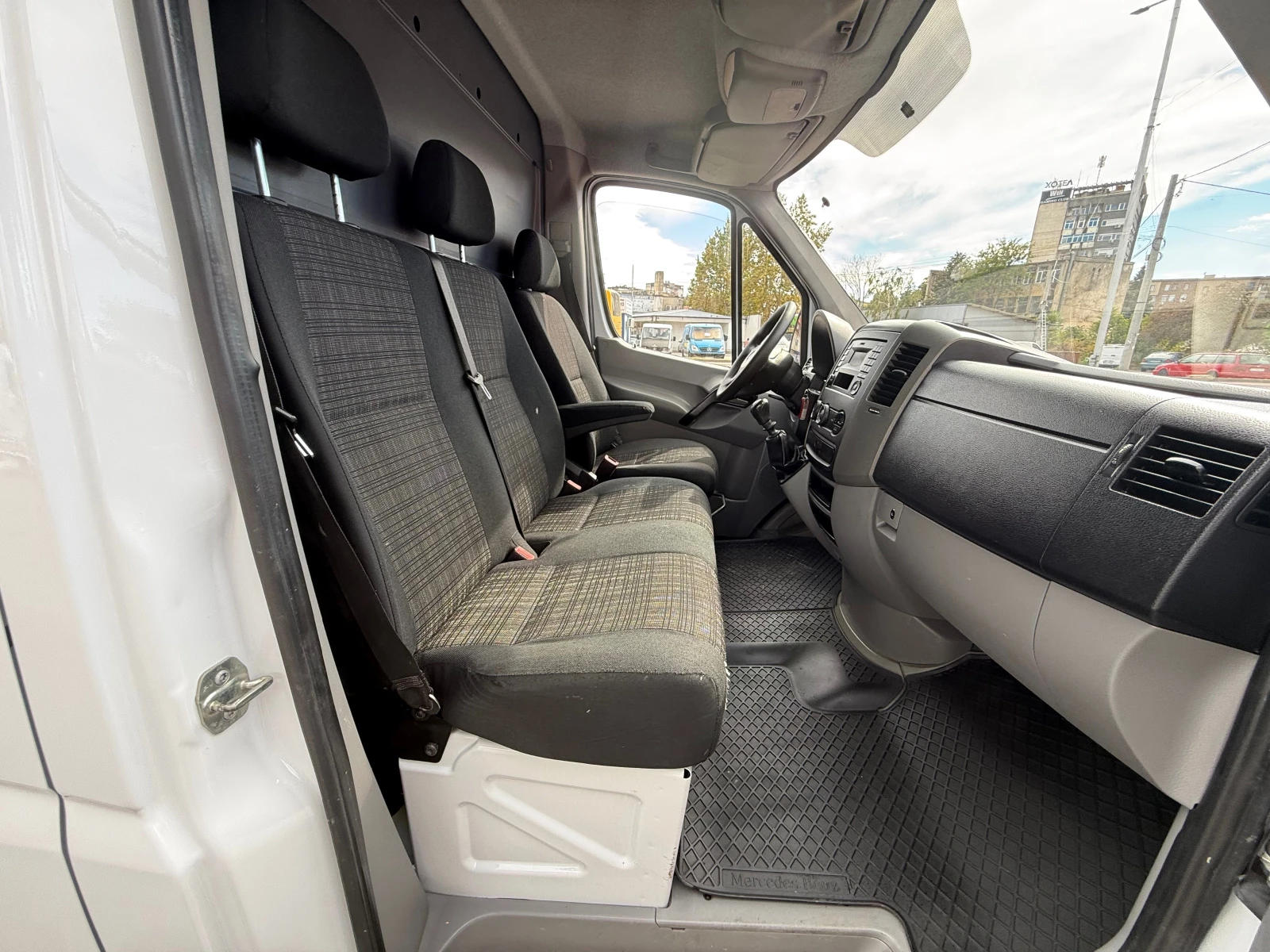 Mercedes-Benz Sprinter 313 CDi , снимка 10 - Бусове и автобуси - 56316370