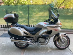     Honda Deauville 650