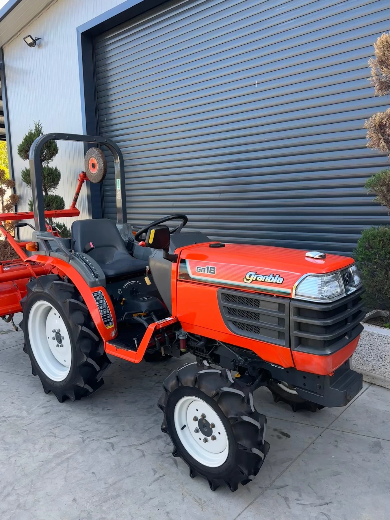 Трактор Kubota GB18 , снимка 1