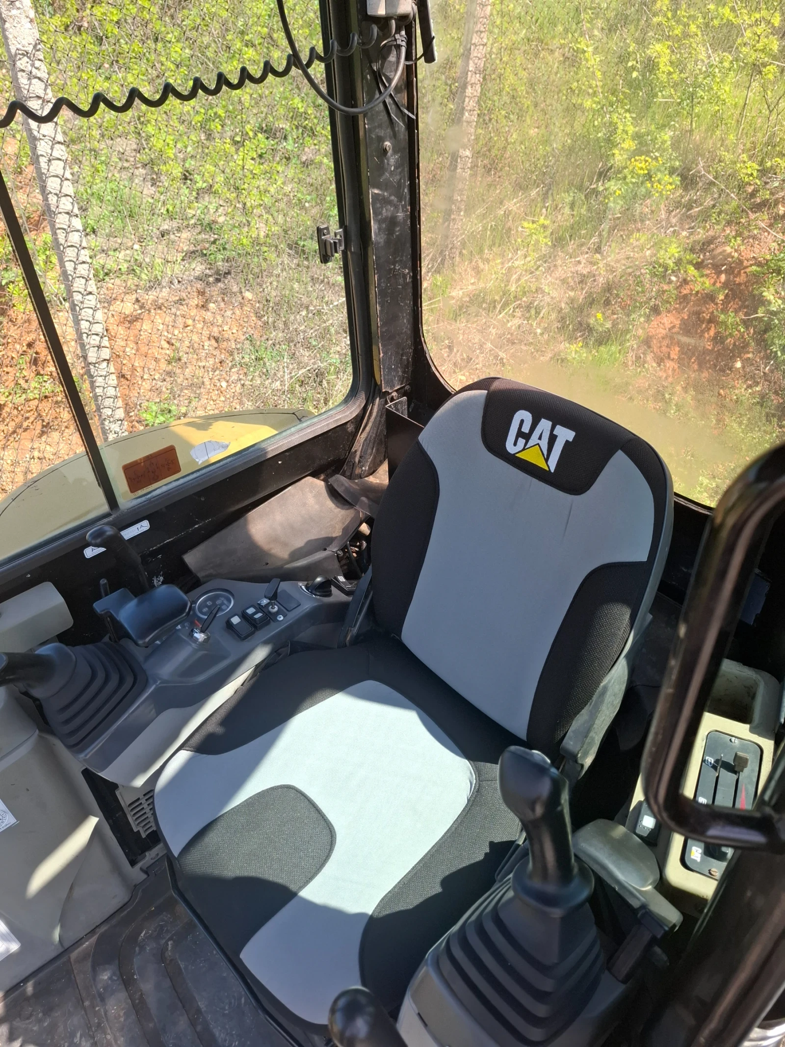 Багер Caterpillar 303CR - изображение 4