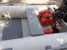 Надуваема лодка Mercury, снимка 4