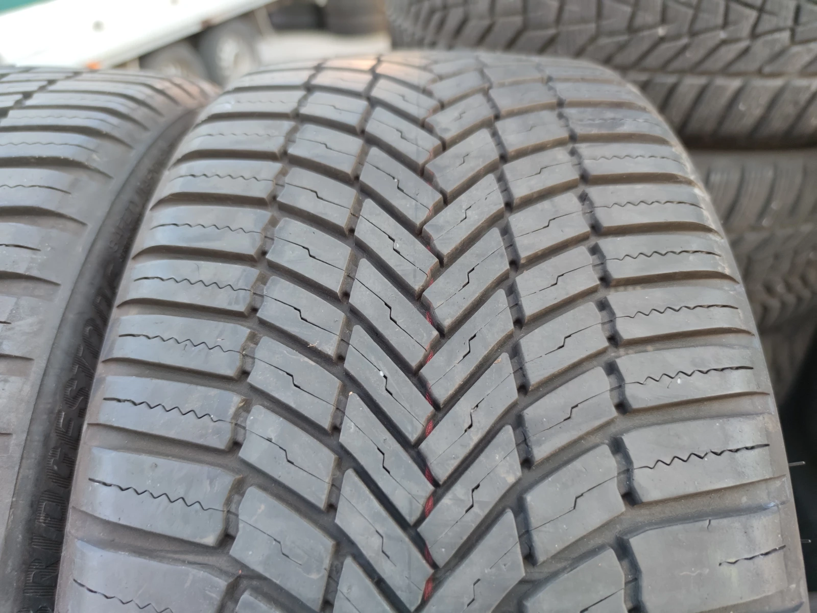  205/40R17 | Mobile.bg   2