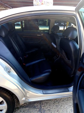 Skoda Superb 2.5 TDI V6 AVTOMAT SEDAN | Mobile.bg    13
