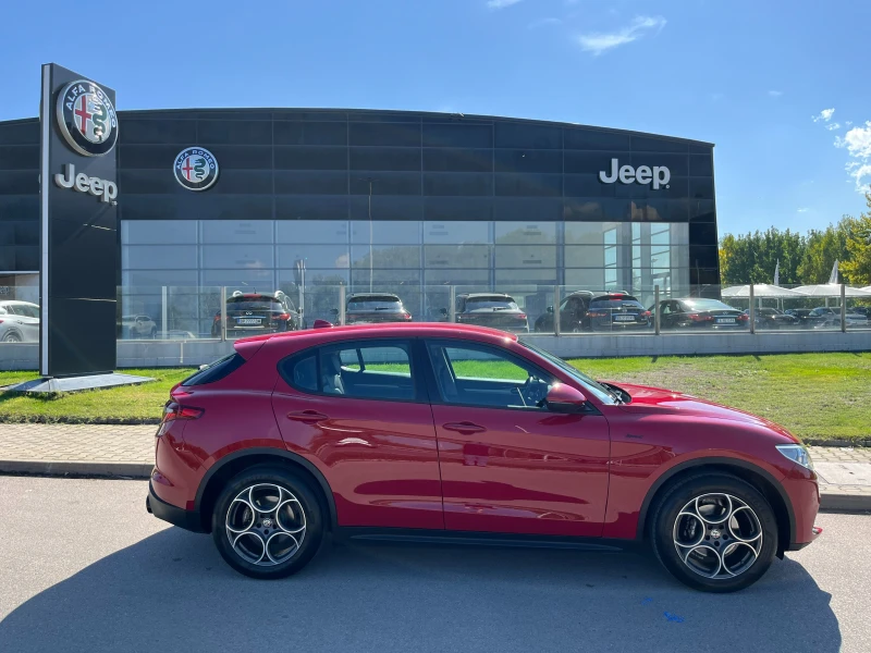 Alfa Romeo Stelvio Sprint Q4 200hp, снимка 3 - Автомобили и джипове - 36800493