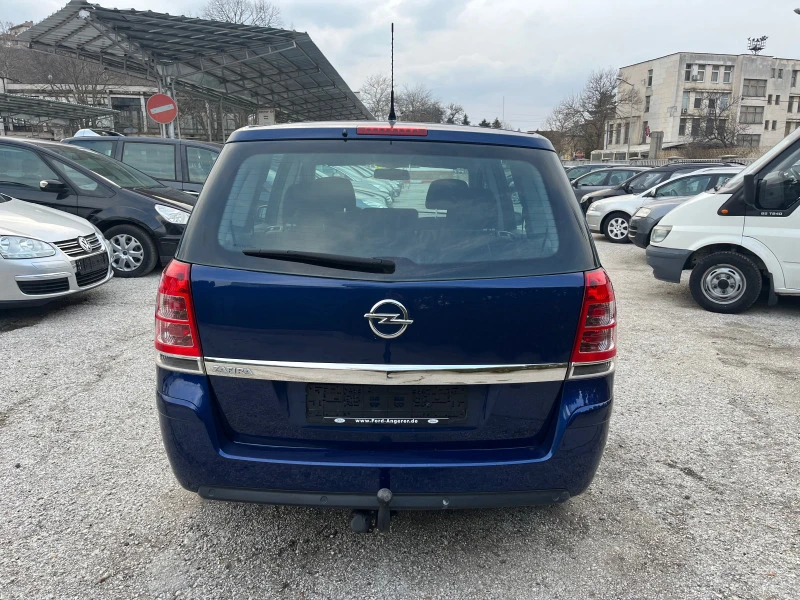 Opel Zafira 1.8i* 140кс* 7м, снимка 6 - Автомобили и джипове - 44404139